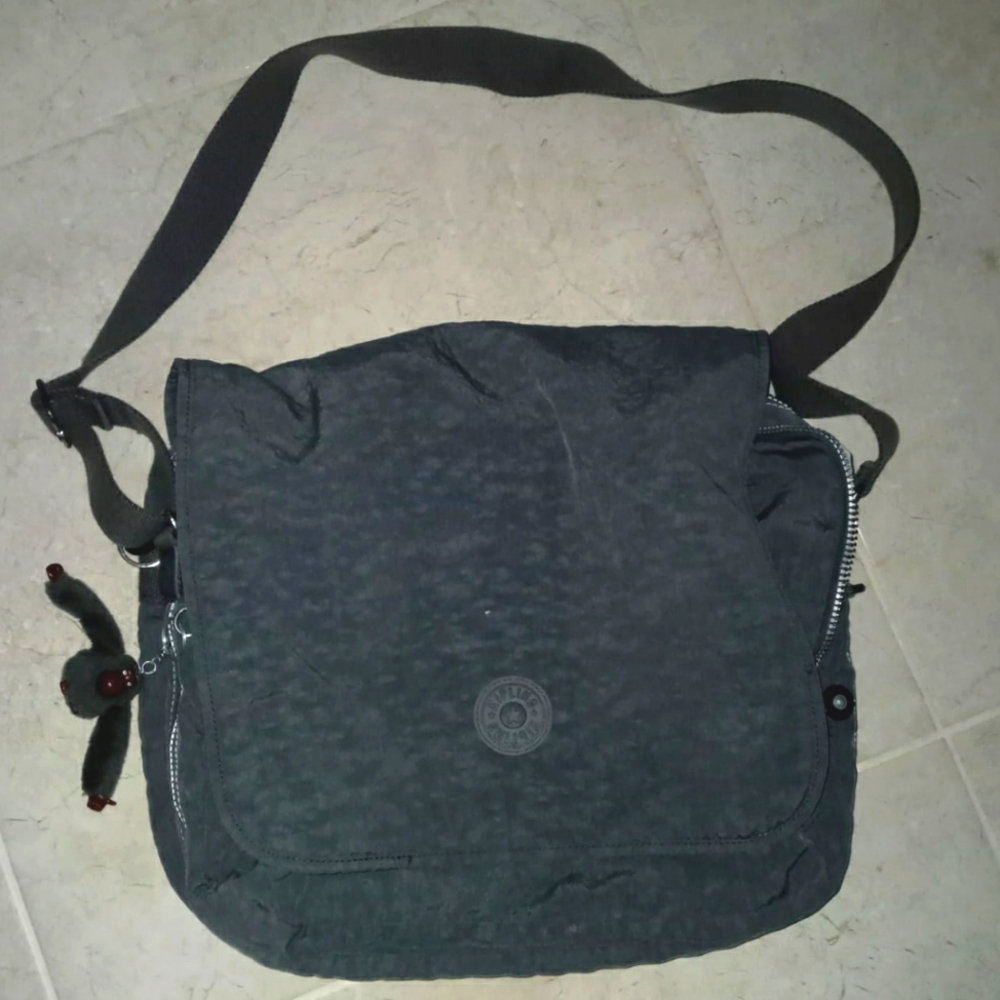 Kipling messenger bag